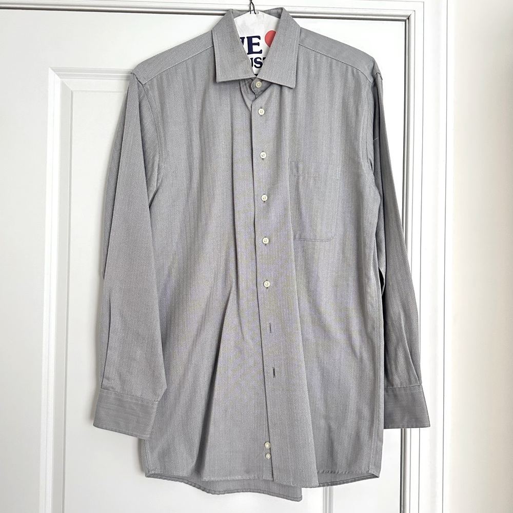 Herring Bone Dress Shirt with Pointed Collar and Long Sleeves